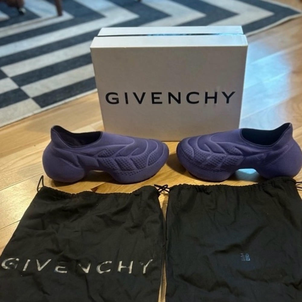 Trade Givenchy Ultraviolet TK-360 Slip On Sock Sneakers - Picture 12 of 14